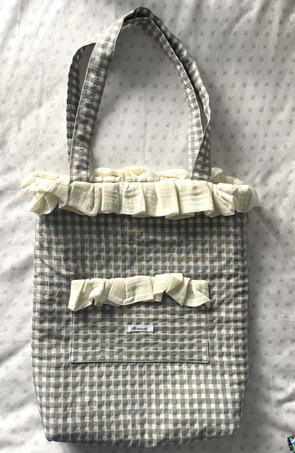 TOTE BAG ACOLCHADA VICHY GRIS CON VOLANTES